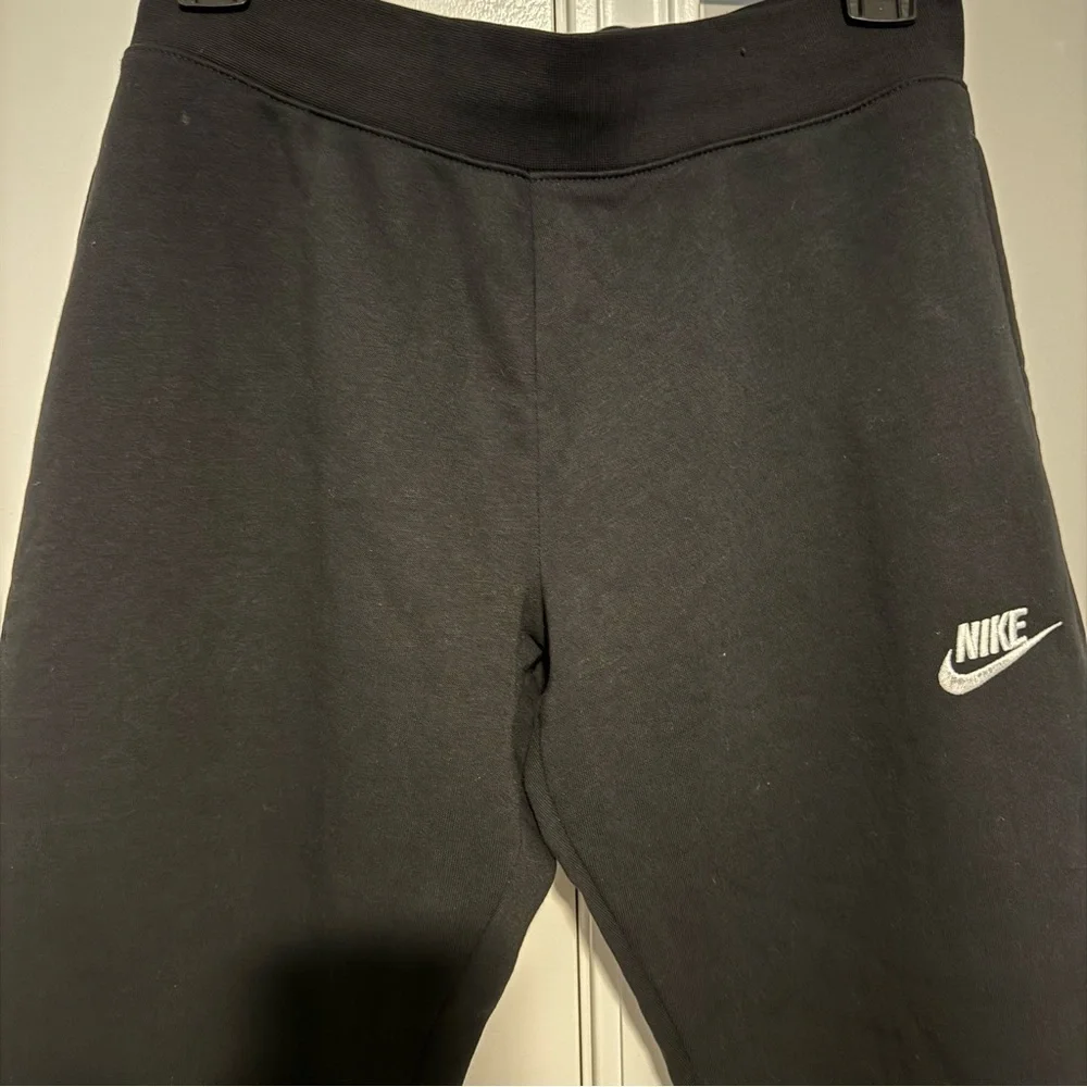 Nike Black Sweatpants | Excellent Used Condition